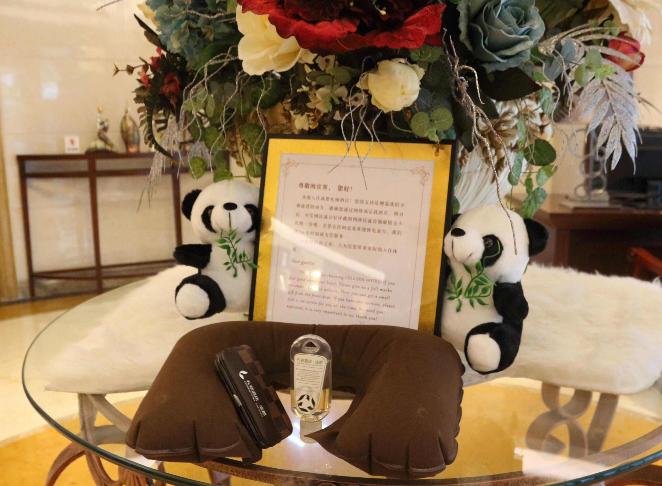 Leeden Hotel Чэнду Экстерьер фото