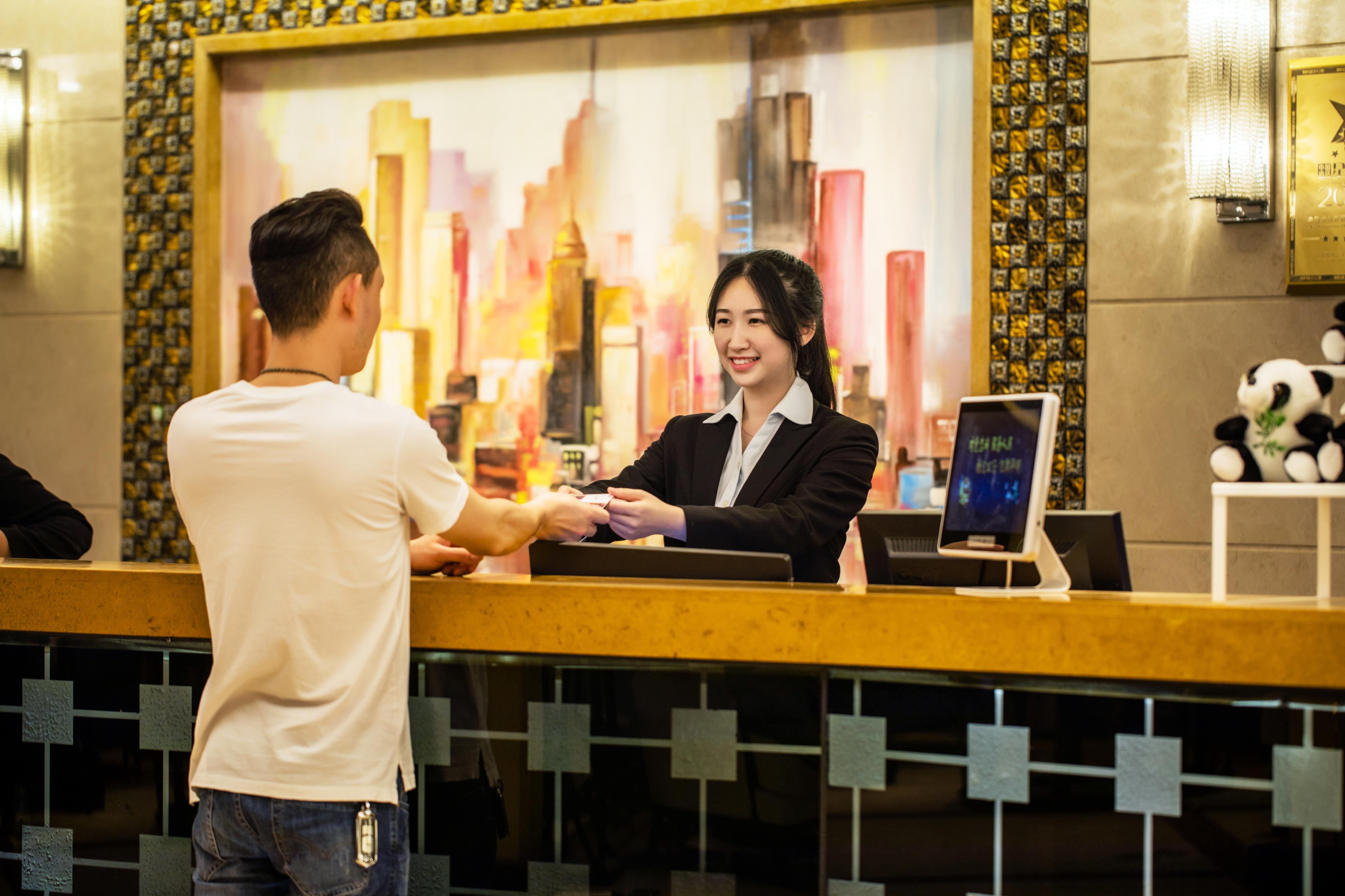 Leeden Hotel Чэнду Экстерьер фото